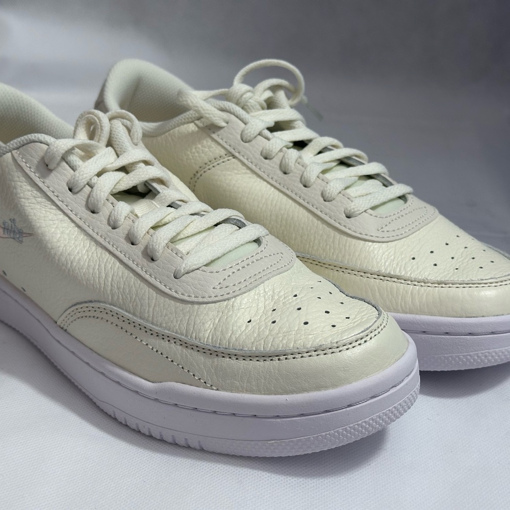 Women’s Nike Court Vintage PRM